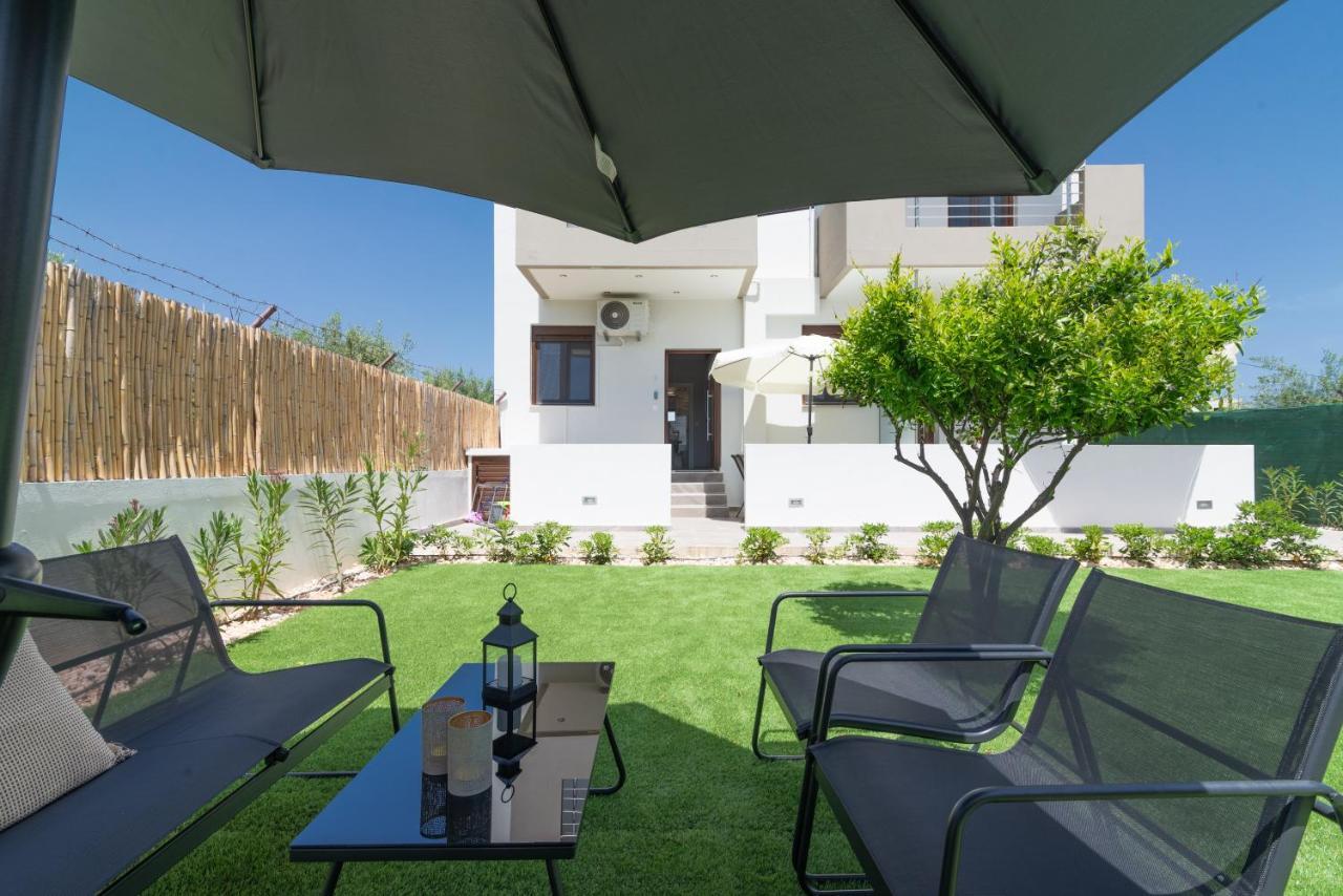 Cozy House With Pool Near Beach Gazi Экстерьер фото