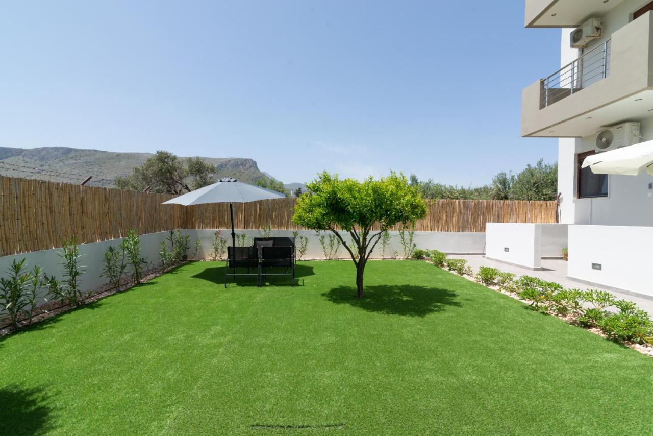 Cozy House With Pool Near Beach Gazi Экстерьер фото
